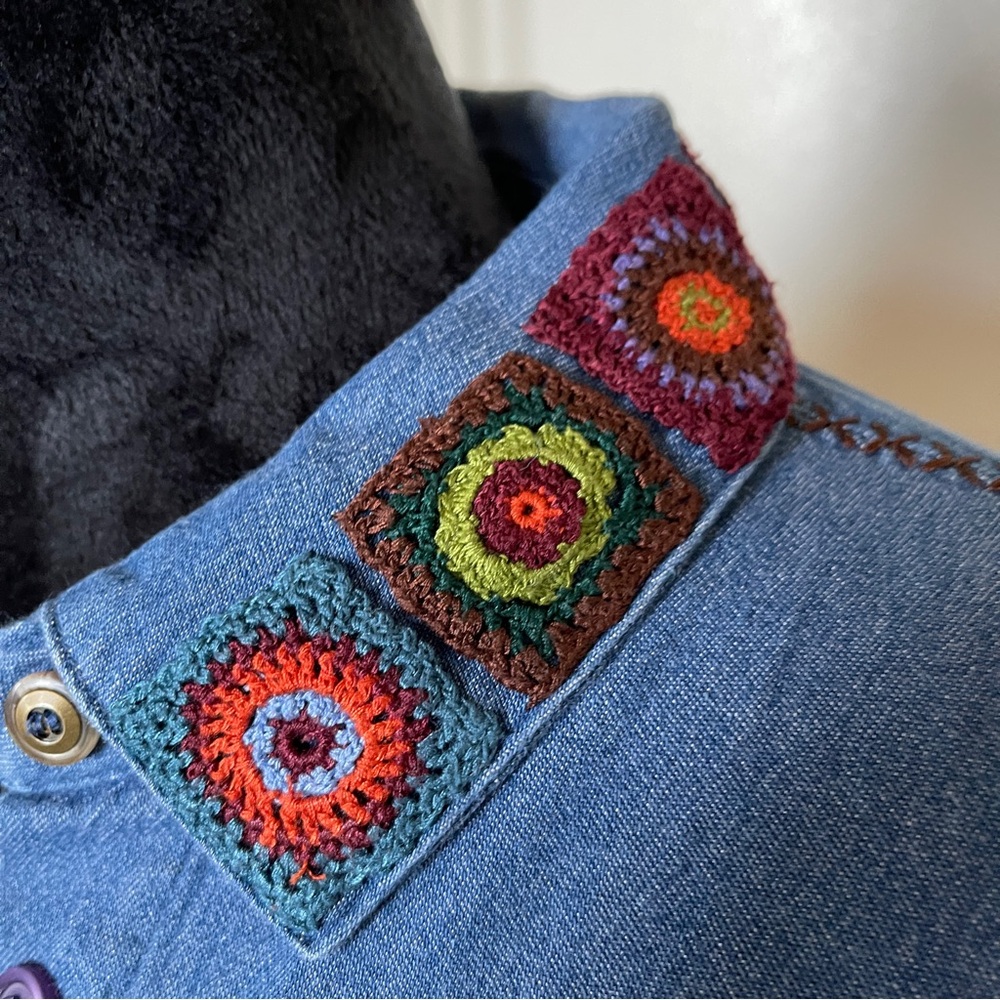 Vintage Blue Denim Embroidered Button Down Collared Blouse XL - Picture 2 of 10